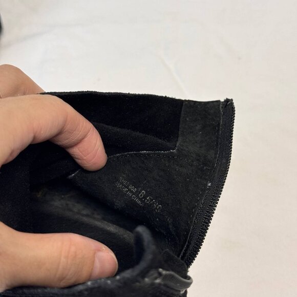 Chinese Laundry Black Suede Back Zip Ankle Boots Women’s Size 8.5 - Picture 6 of 9